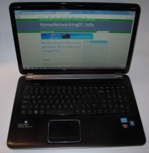 HP Pavillion dv7-6013TX laptop - keyboard highlighted