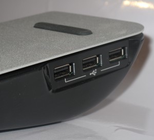 Cooler Master NotePal Infinite Evo USB hub connections