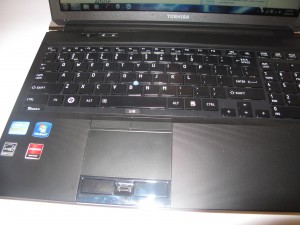 Toshiba Tecra R850 business laptop keyboard detail