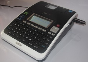 Brother P-Touch PT2730 Side View with AC socket and USB port