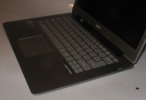 Acer Aspire S3 Ultrabook Right hand side view with SD card slot