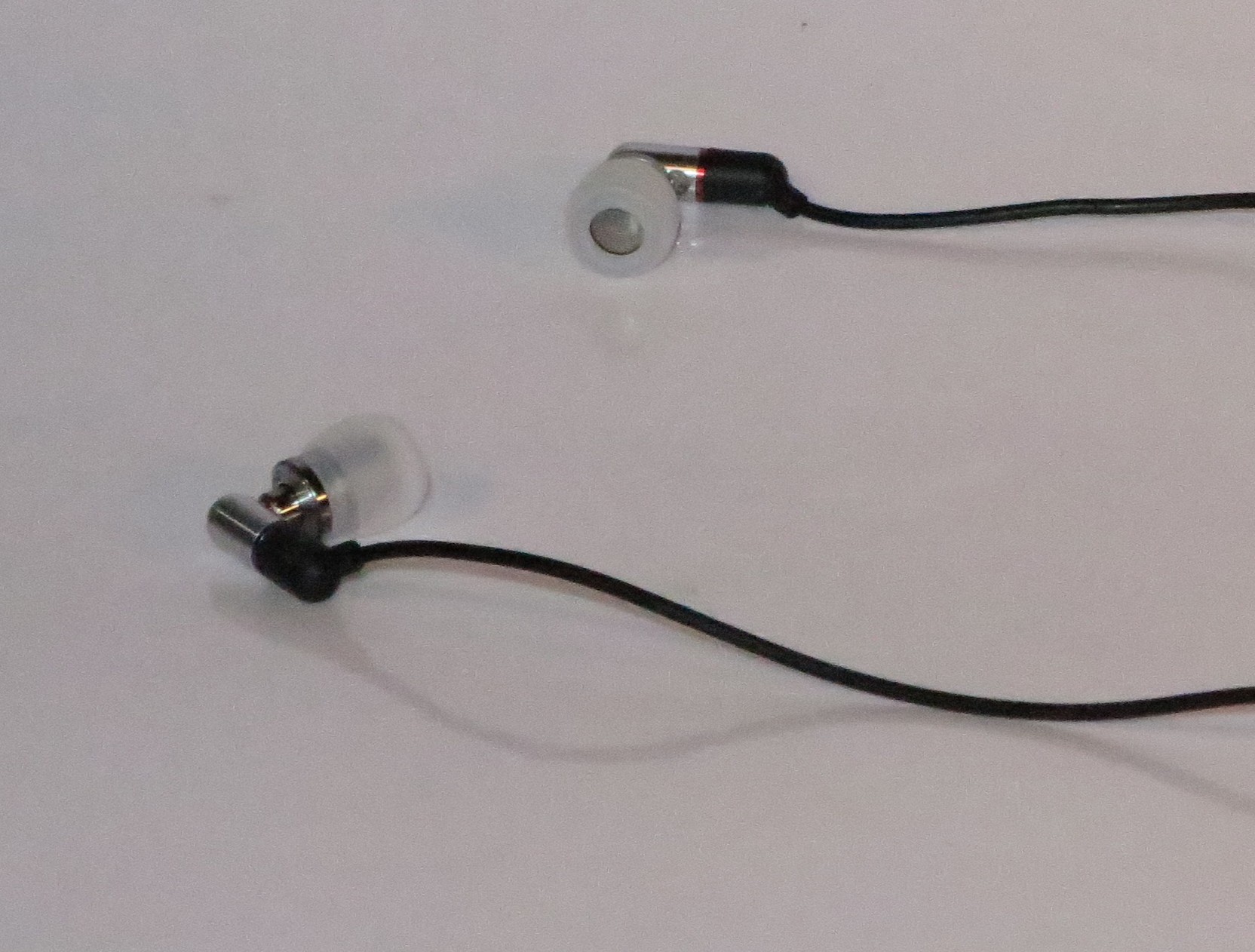 Product Review–Creative Labs MA930 in-ear smartphone headset