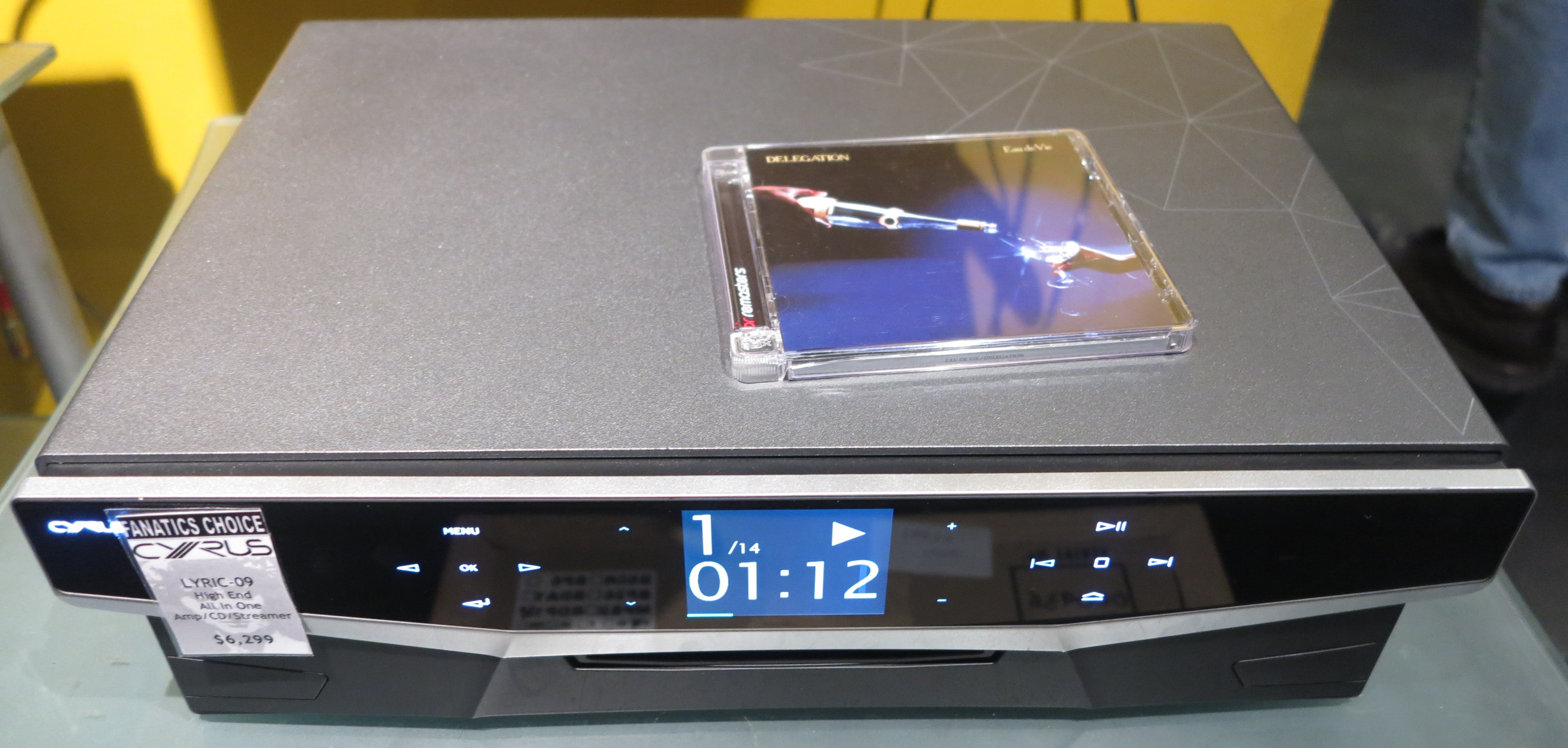 Short commentary–Cyrus Lyric network-enabled CD receiver