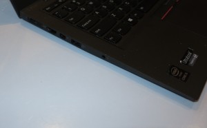 Lenovo ThinkPad X1 Carbon Ultrabook Left-hand-side connections: Power, HDMI, DisplayPort, USB 3.0, headphones