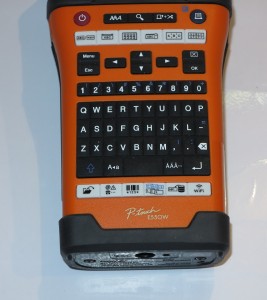 Brother PT-E550WVP label writer keyboard