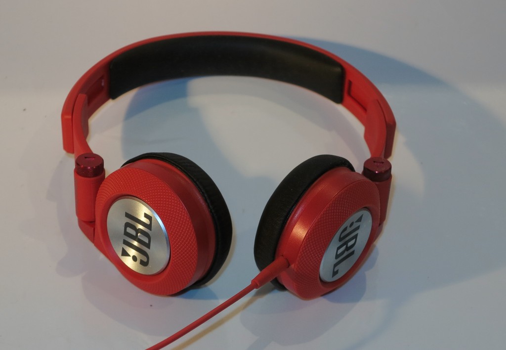 JBL Synchros E30 headphones