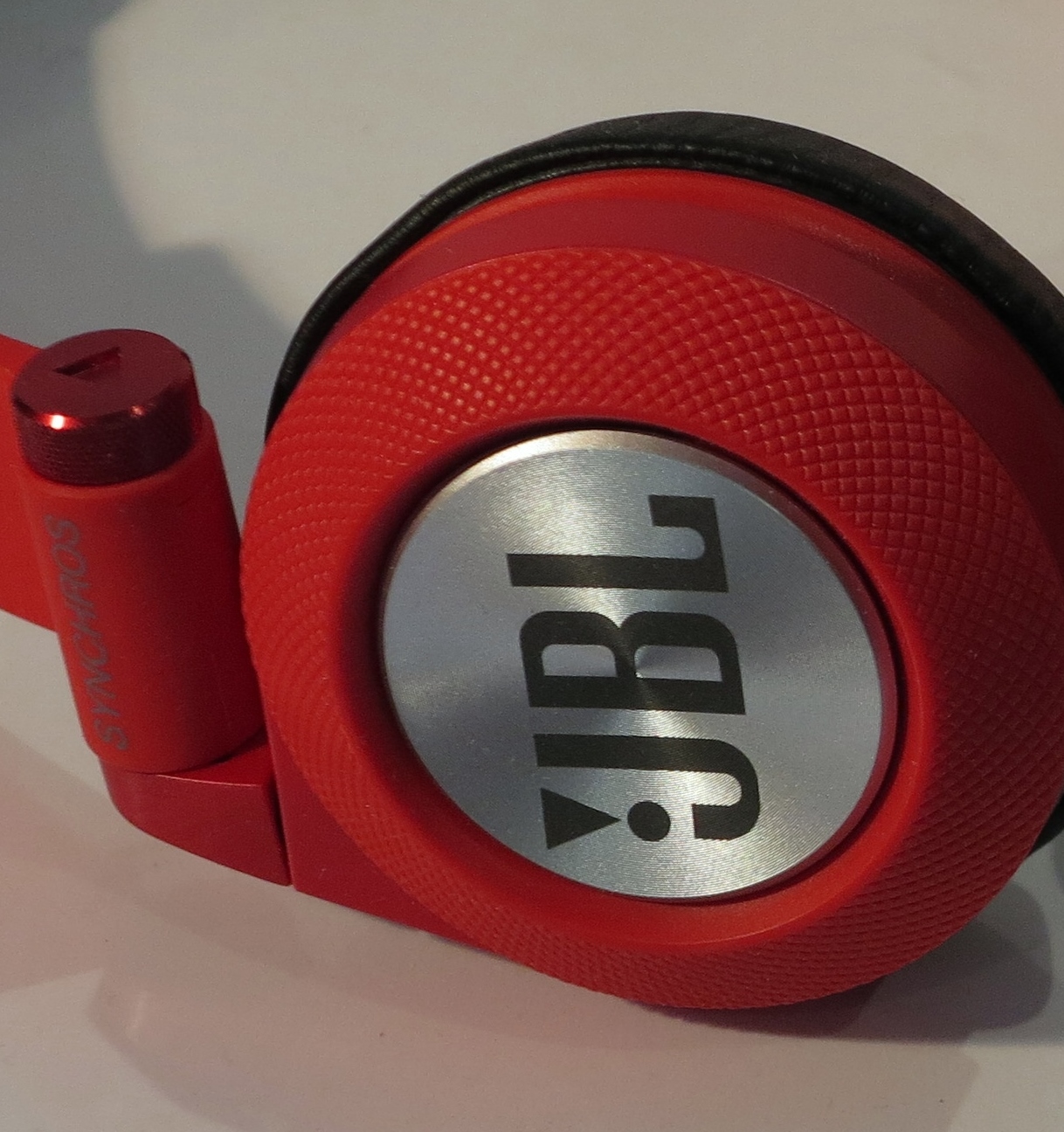 Product Review- JBL Synchros E30 headphones